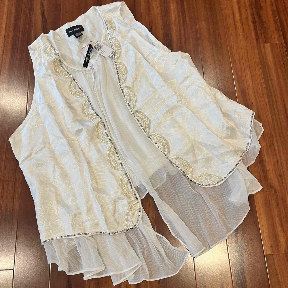 New Olivia & Grace‎ White Blouse Top Lace Up Sleeveless Beaded Size L